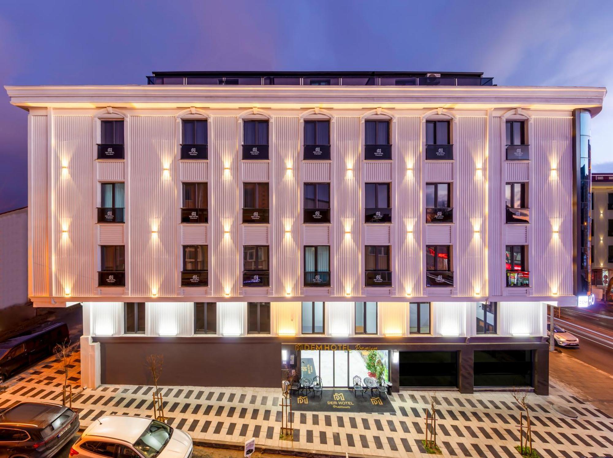 Dem Premium Hotel - Round Trip Airport Service - Istanbul International Airport Arnavutkoy エクステリア 写真
