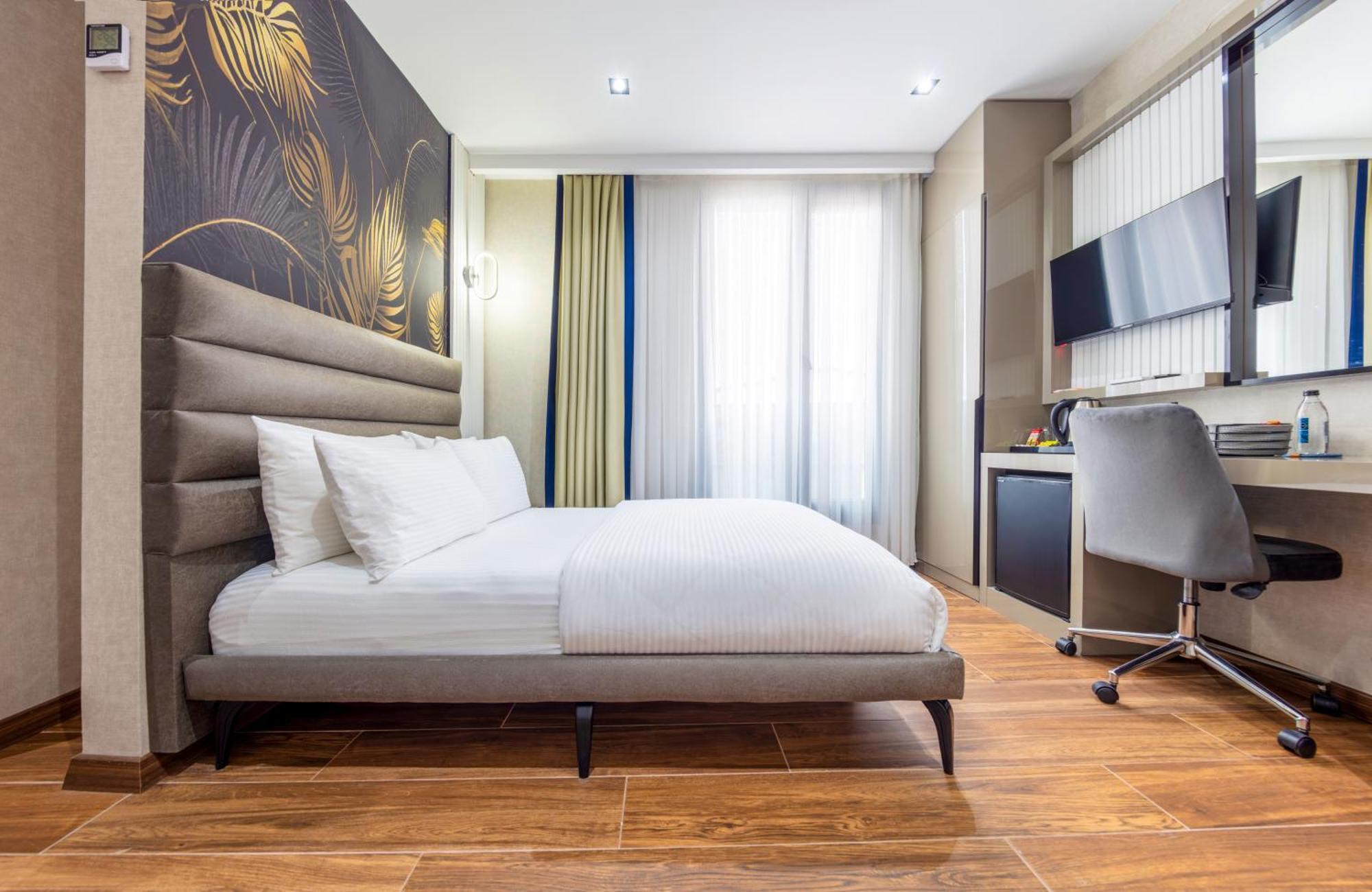 Dem Premium Hotel - Round Trip Airport Service - Istanbul International Airport Arnavutkoy エクステリア 写真