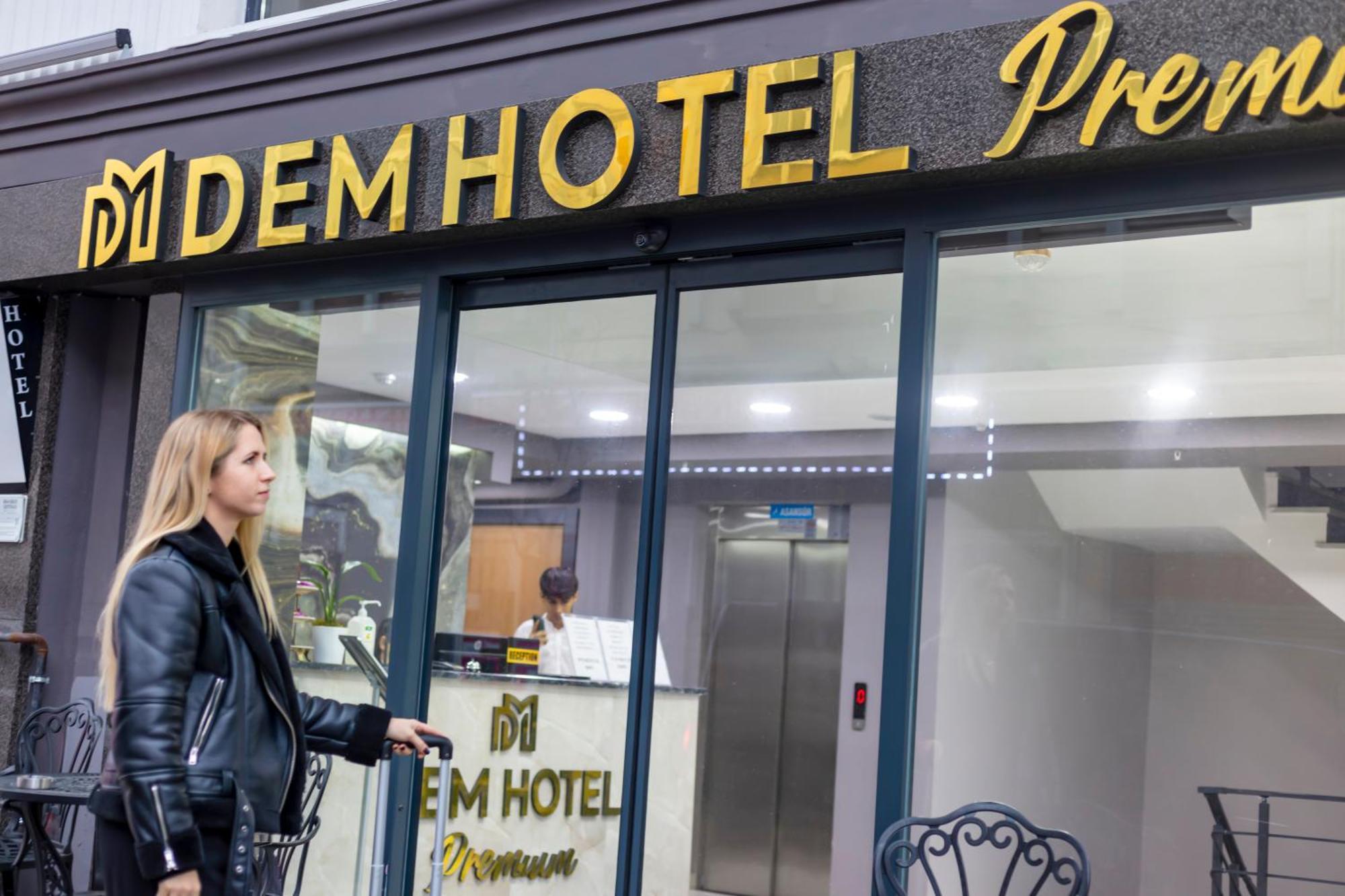 Dem Premium Hotel - Round Trip Airport Service - Istanbul International Airport Arnavutkoy エクステリア 写真